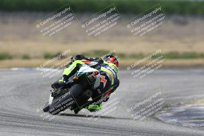 media/May-03-2025-CRA (Sat) [[22b18d099a]]/Races/Race 1/